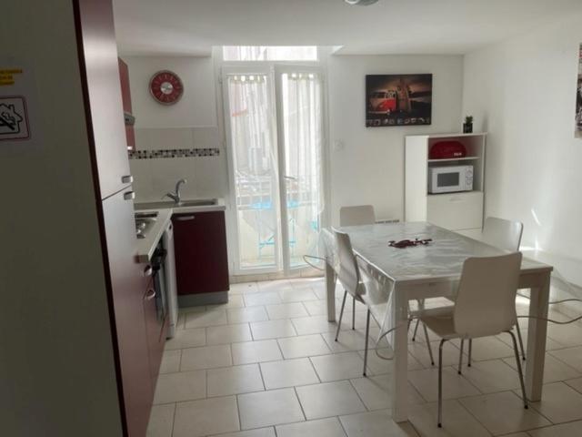 Villa Magali - Appartement Climatise T3 Duplex - Grau-Du-Roi - Hypercentre 20 M De La Plage 勒格罗-迪鲁瓦 外观 照片