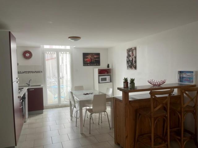 Villa Magali - Appartement Climatise T3 Duplex - Grau-Du-Roi - Hypercentre 20 M De La Plage 勒格罗-迪鲁瓦 外观 照片
